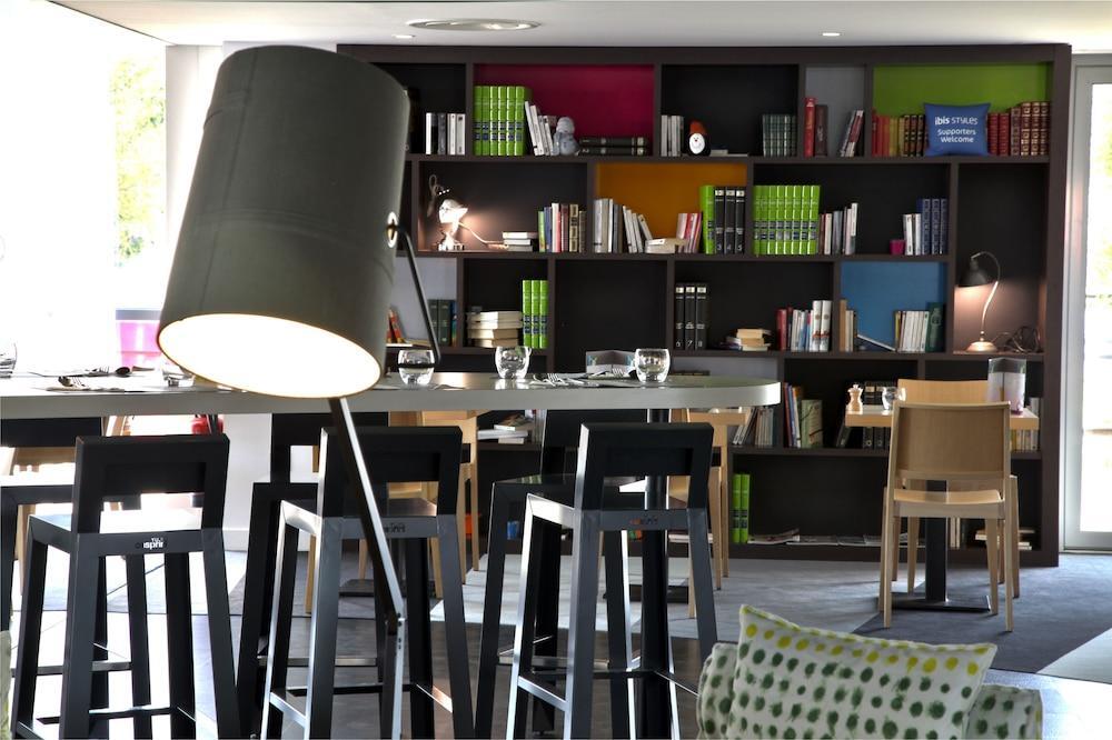 Ibis Styles Nantes Reze Aeroport Hotel Exterior photo